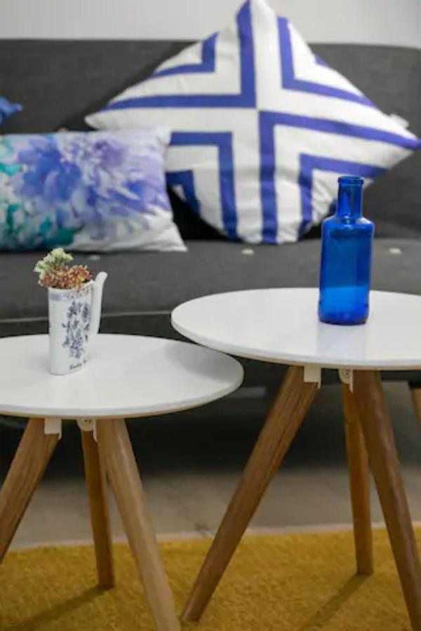 Cosy & Chic Studio Close By Victoria Square Bukarest Kültér fotó